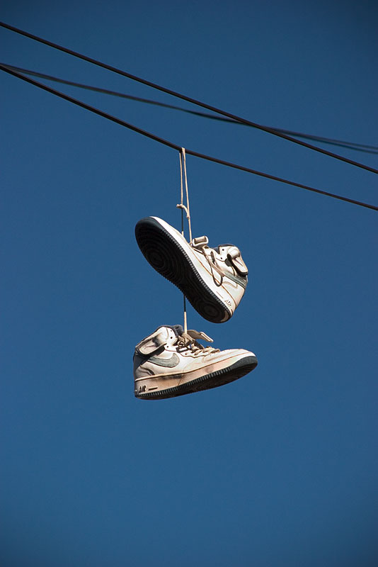 Shoes on a wire | Blog | 1976design.com